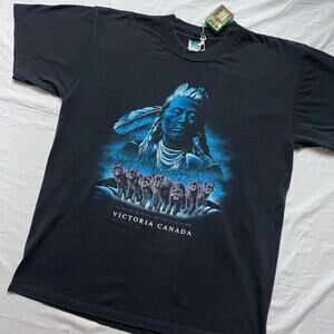 Vintage 90’s Victoria Canada Native Wolf T-Shirt - L